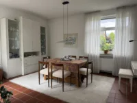 Esszimmer mit angrenzender...