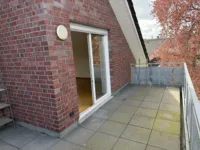 großer Balkon