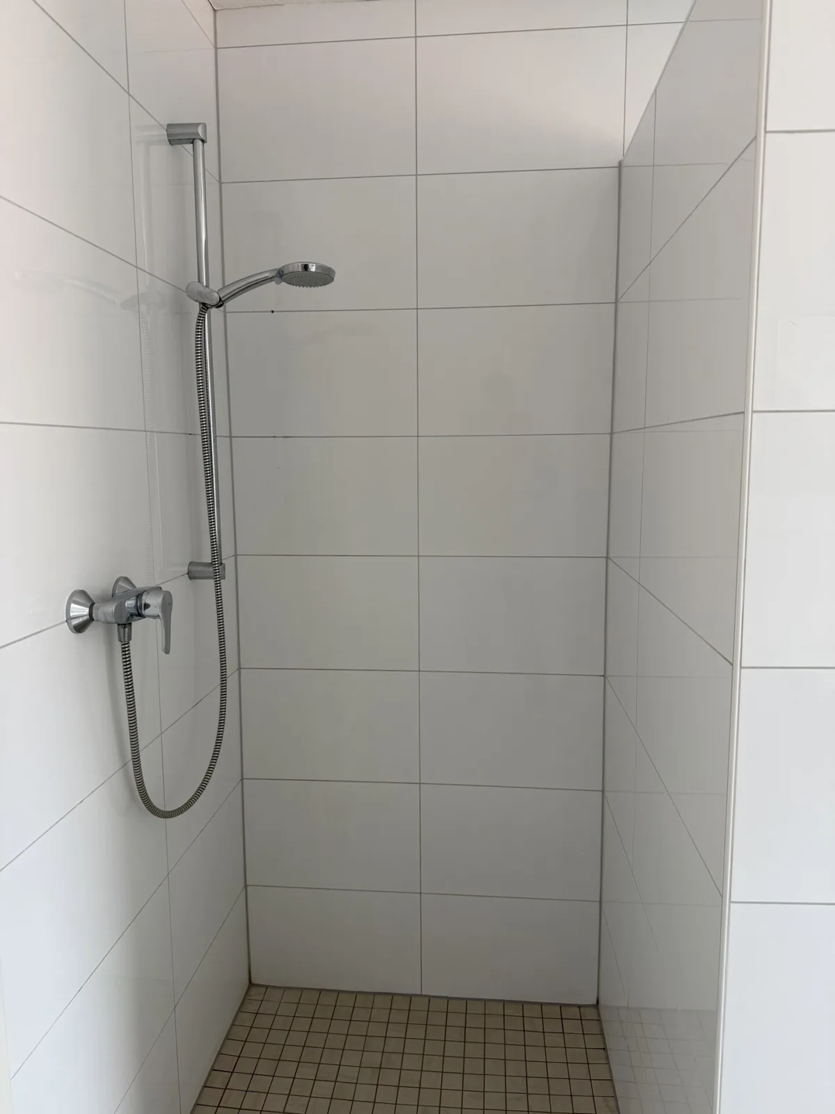 bodenebene Dusche