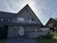 Hauseingang Dachgeschosswohnung